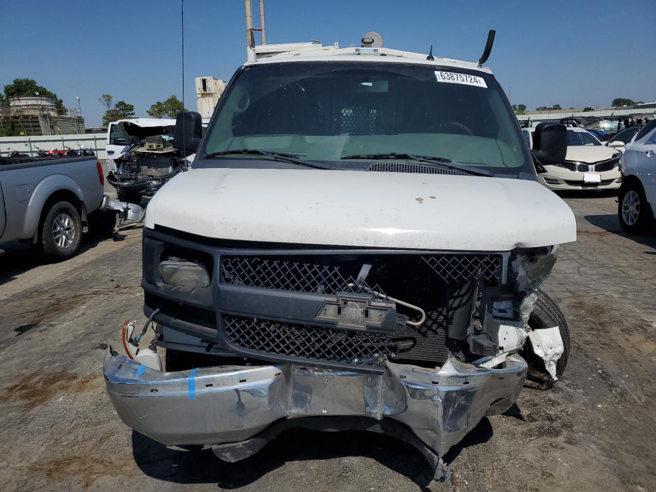 2014 Chevrolet Express - Image 5