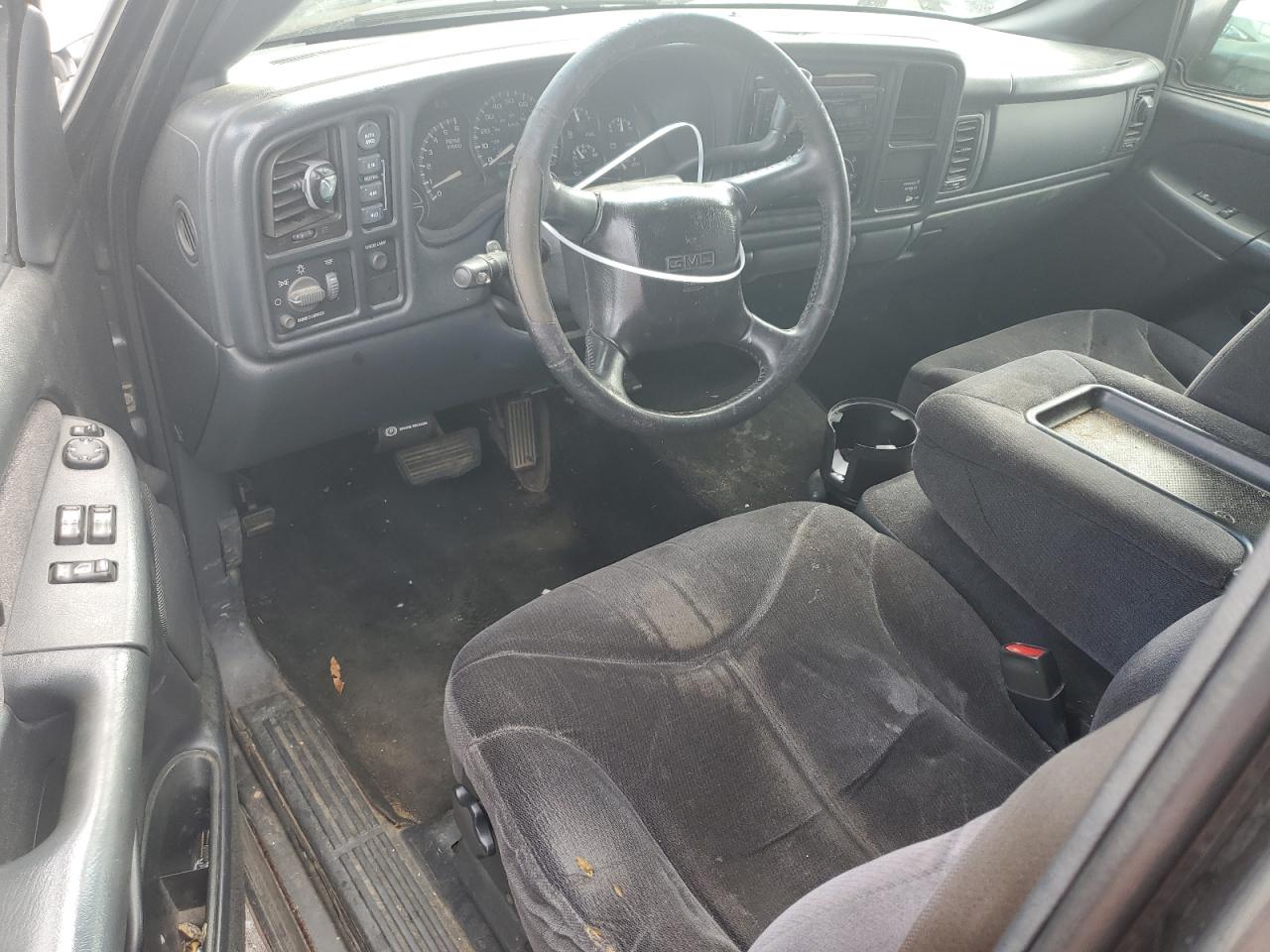 2002 GMC New Sierra K1500 VIN: 2GTEK19V521144221 Lot: 64751664