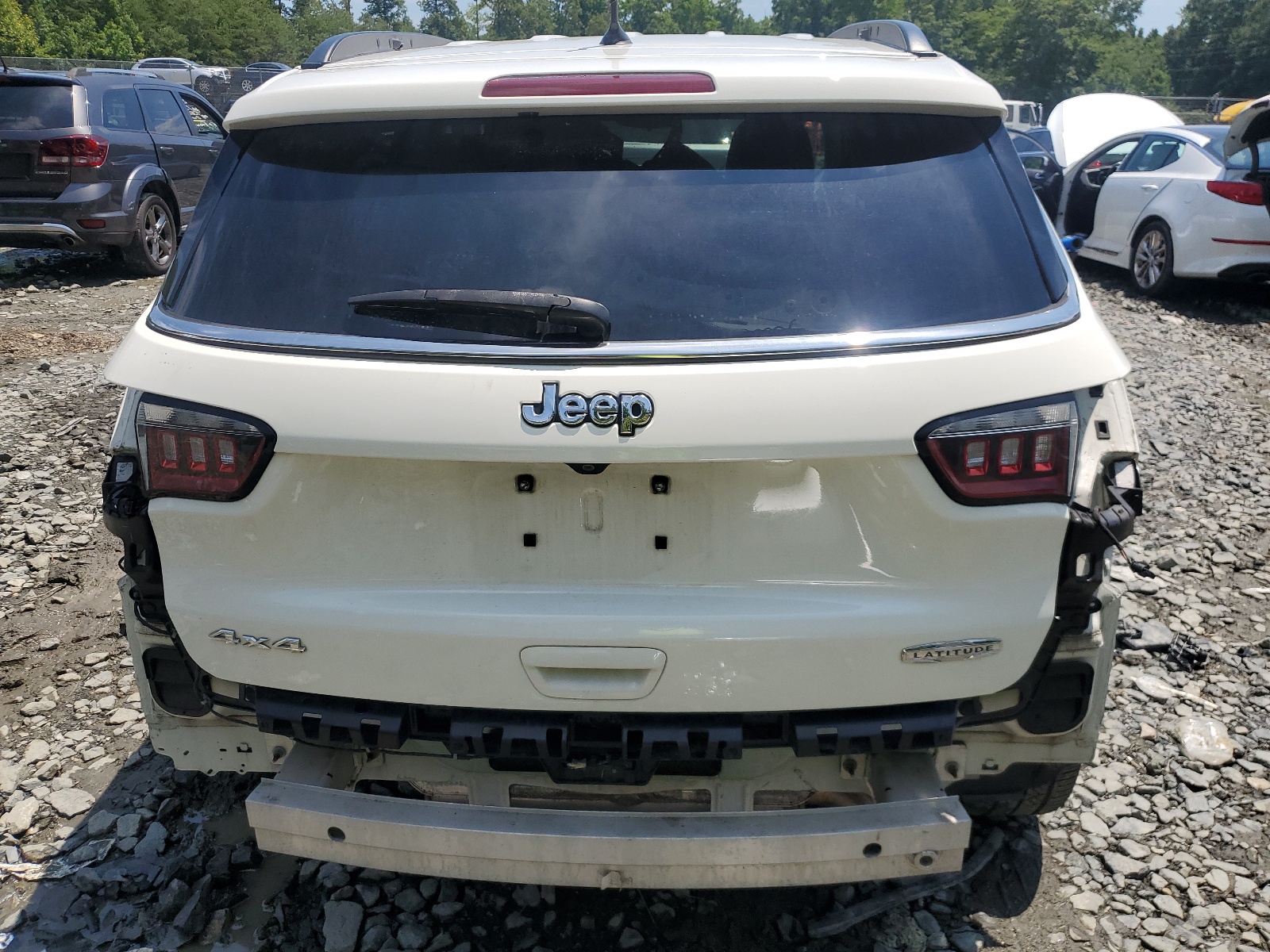 3C4NJDBB1JT350640 2018 Jeep Compass Latitude