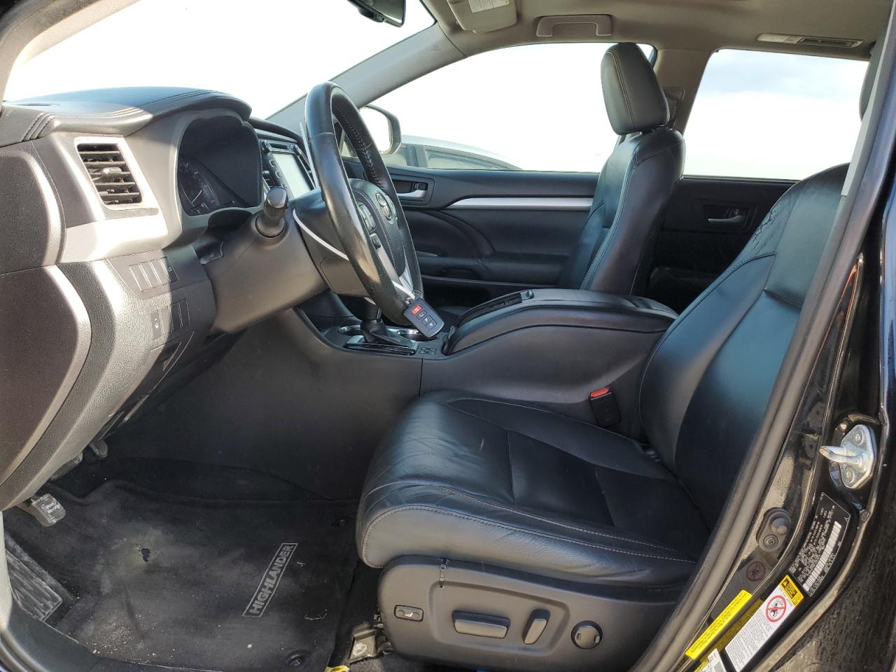 2015 Toyota Highlander Xle VIN: 5TDKKRFH6FS054915 Lot: 63605354