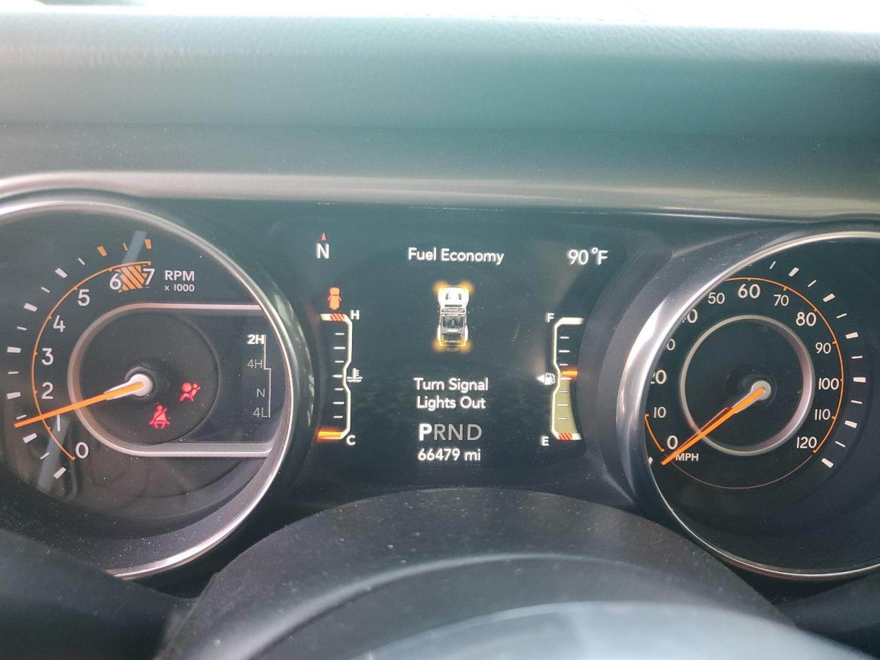 2019 Jeep Wrangler Unlimited Sahara VIN: 1C4HJXEN1KW619946 Lot: 64592774