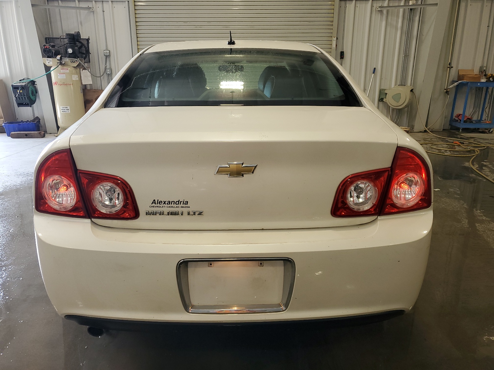 1G1ZE5EB6AF249166 2010 Chevrolet Malibu Ltz