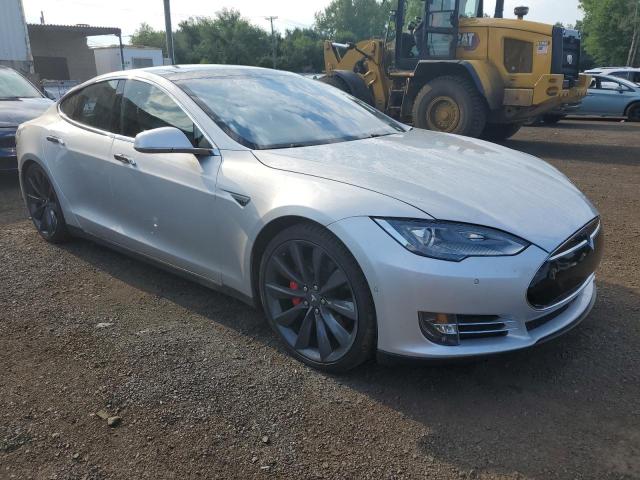  TESLA MODEL S 2015 Сріблястий