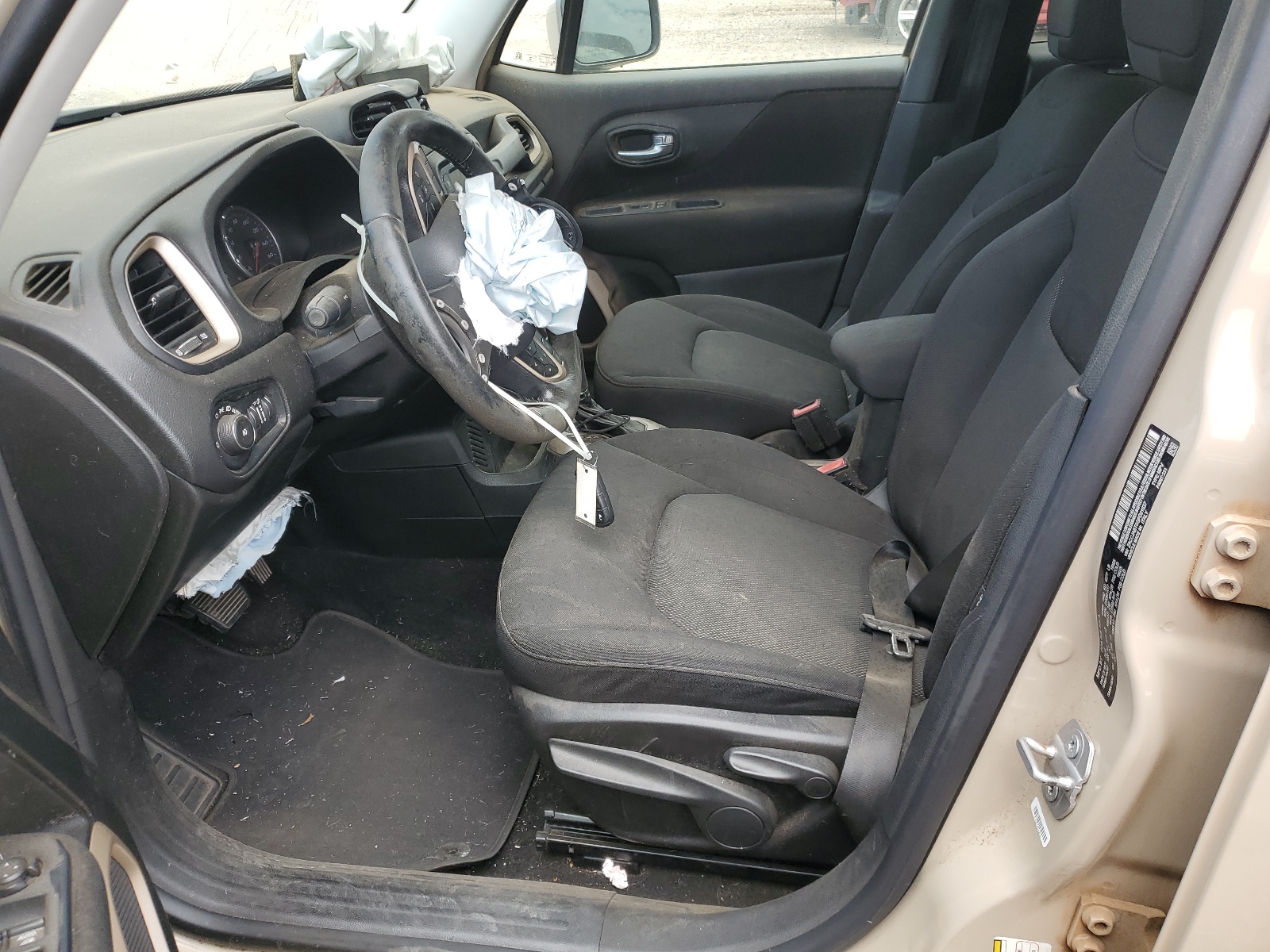 ZACCJABT0GPD01637 2016 Jeep Renegade Latitude