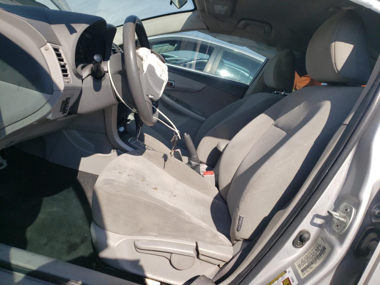 2010 Toyota Corolla Base VIN: 1NXBU4EE8AZ205810 Lot: 65143144