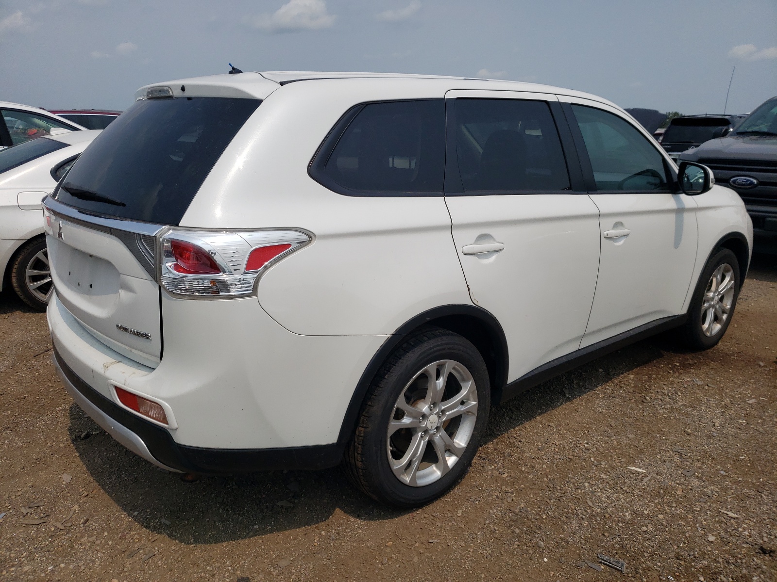 2015 Mitsubishi Outlander Se vin: JA4AD3A3XFZ010620