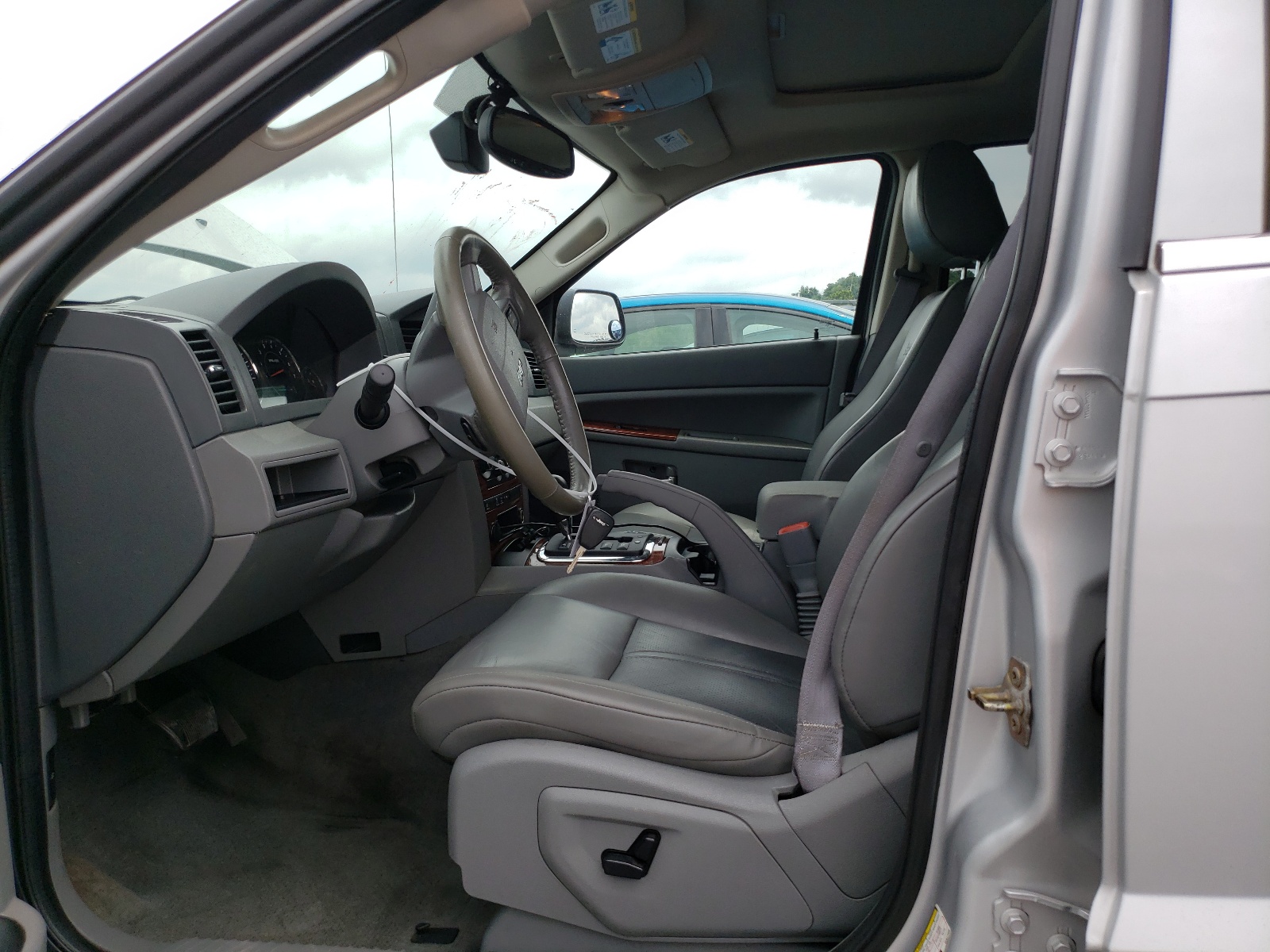 1J4HR58265C677906 2005 Jeep Grand Cherokee Limited