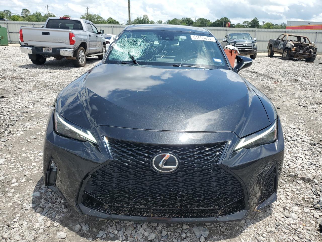 2021 Lexus IS - Image 5