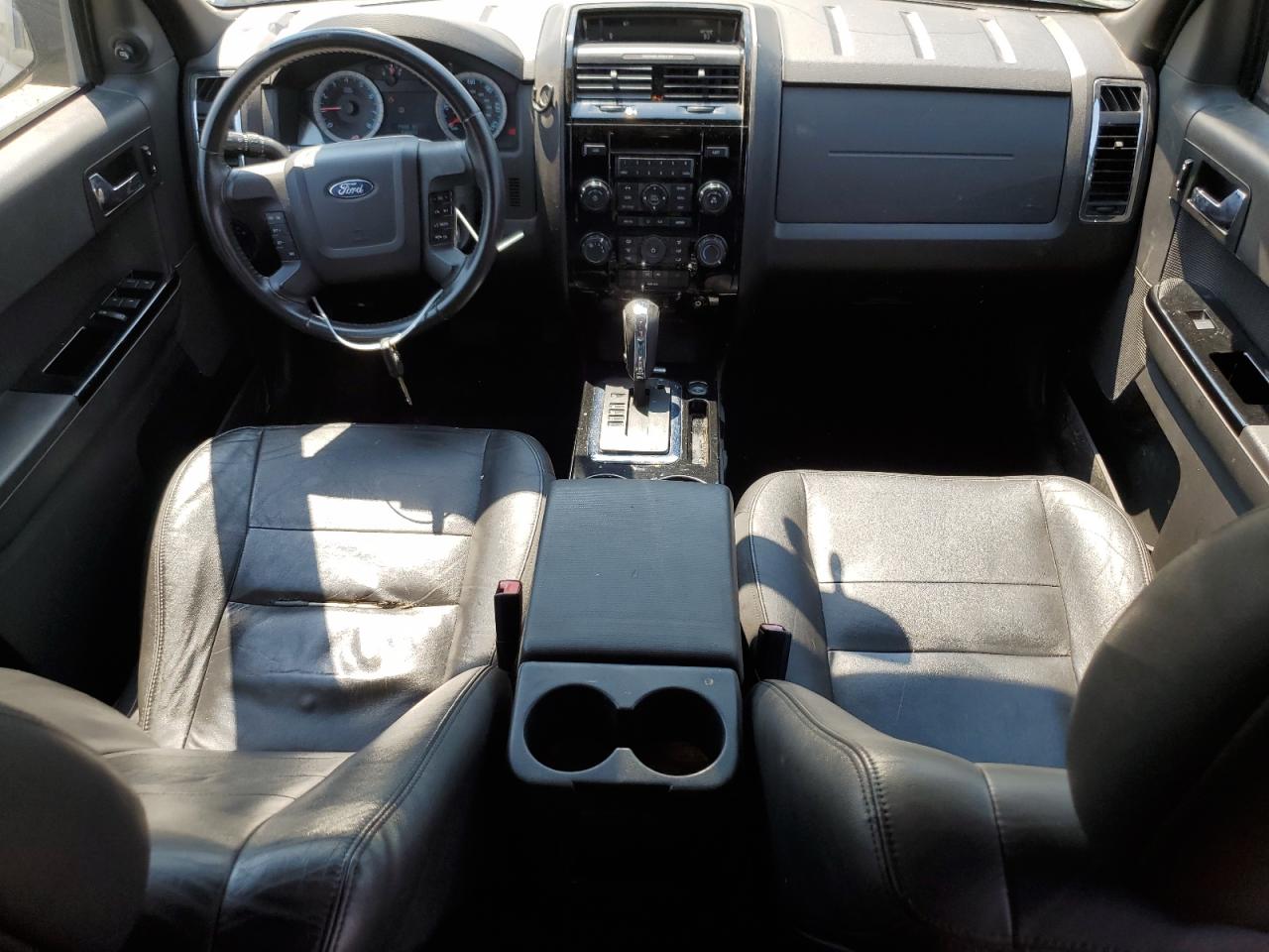 2010 Ford Escape Limited VIN: 1FMCU9E71AKA14759 Lot: 63467894