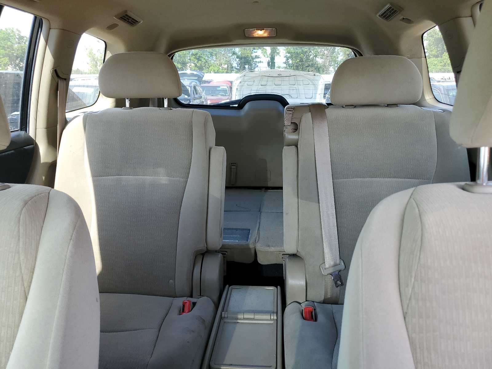 5TDZA3EHXCS017359 2012 Toyota Highlander Base