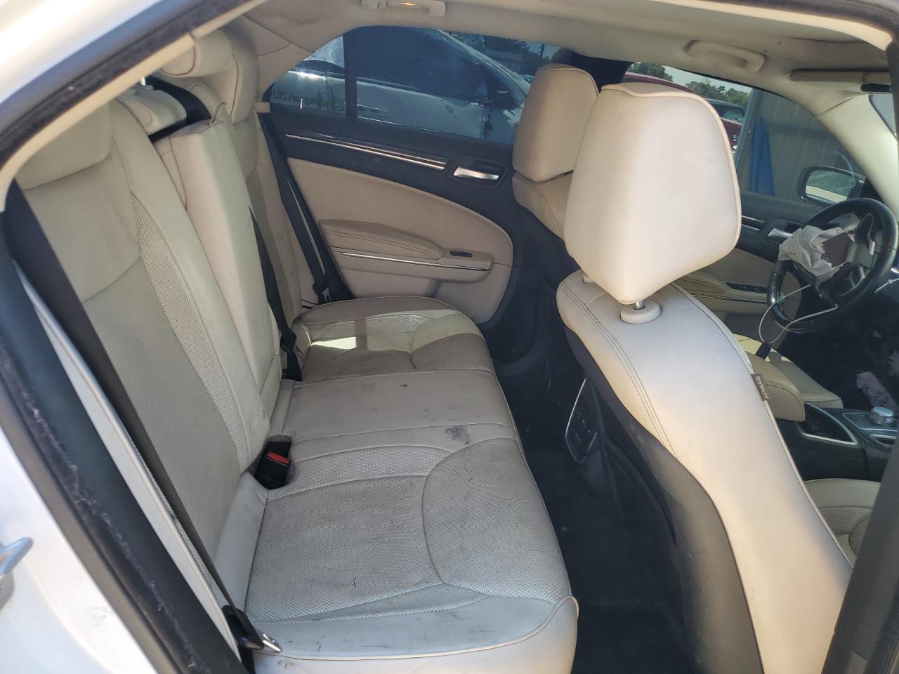 2017 Chrysler 300C VIN: 2C3CCAET1HH521866 Lot: 62899924