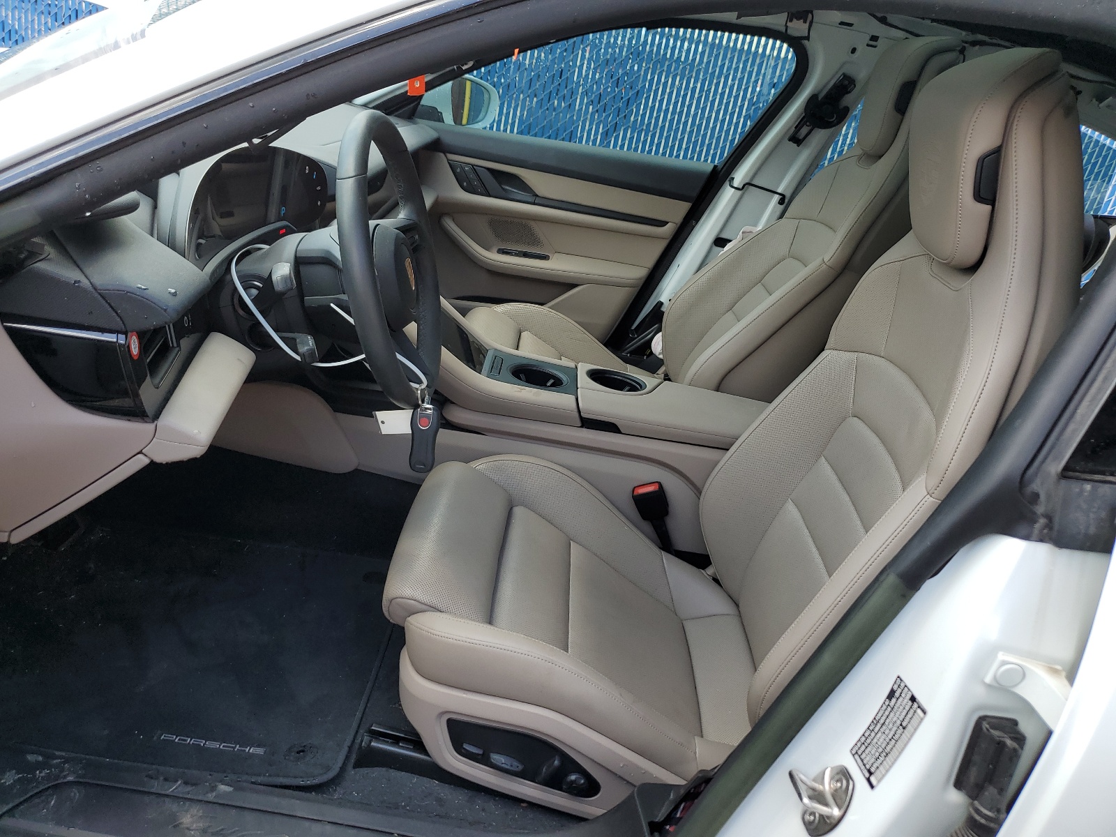 WP0AA2Y18NSA16052 2022 Porsche Taycan