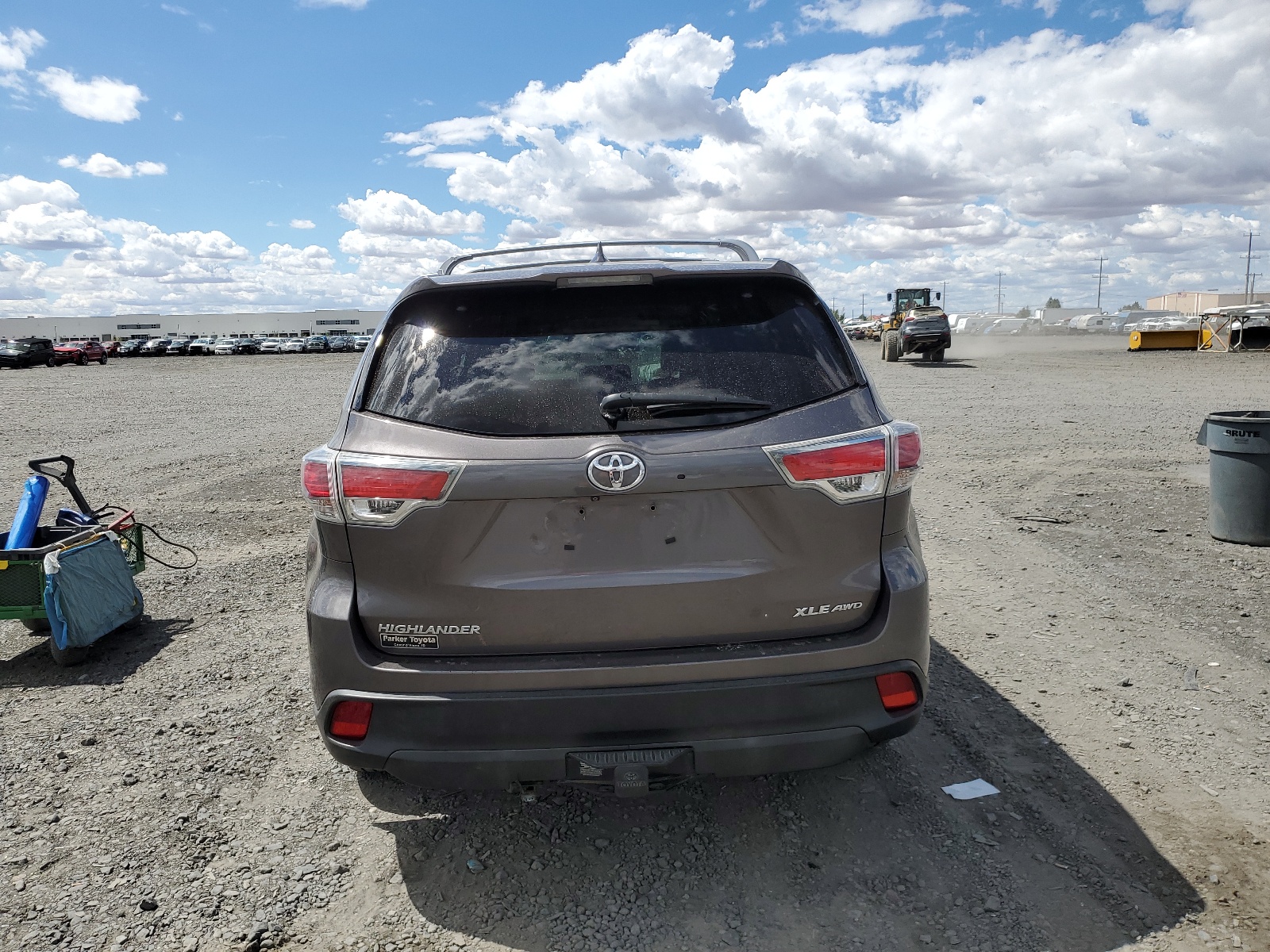 5TDJKRFH4FS158105 2015 Toyota Highlander Xle