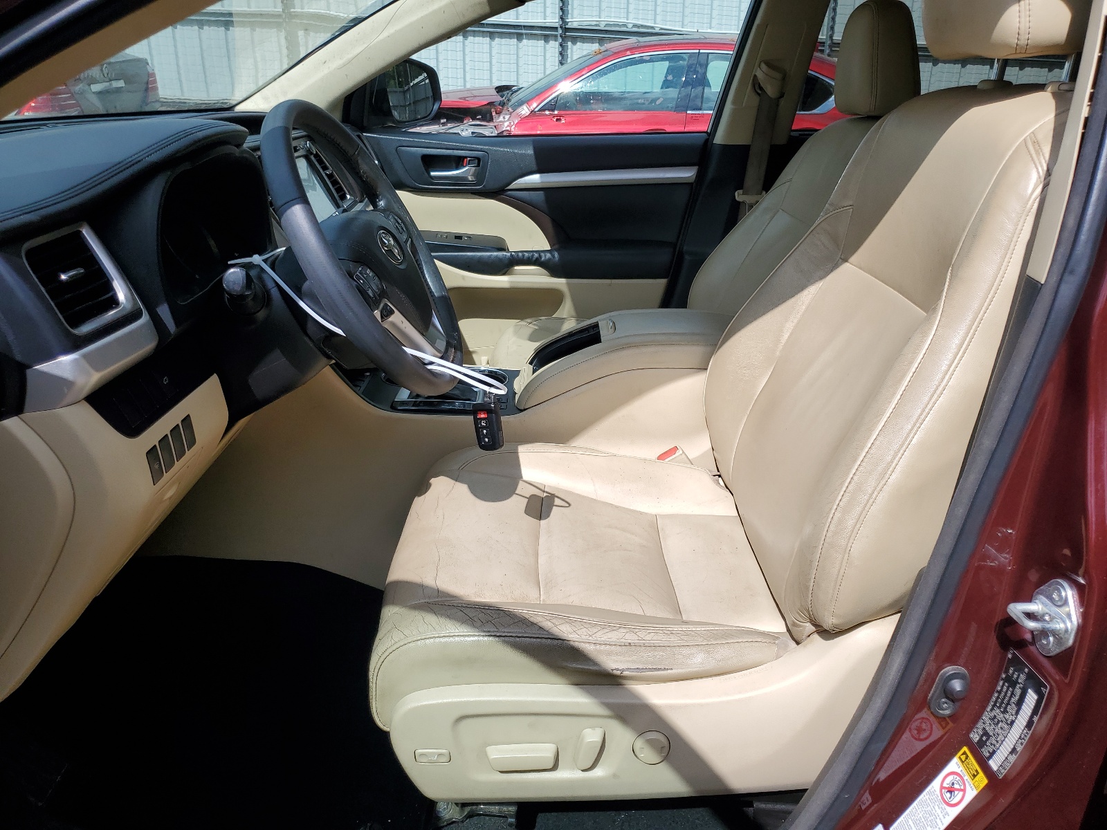 5TDKKRFH6FS093231 2015 Toyota Highlander Xle