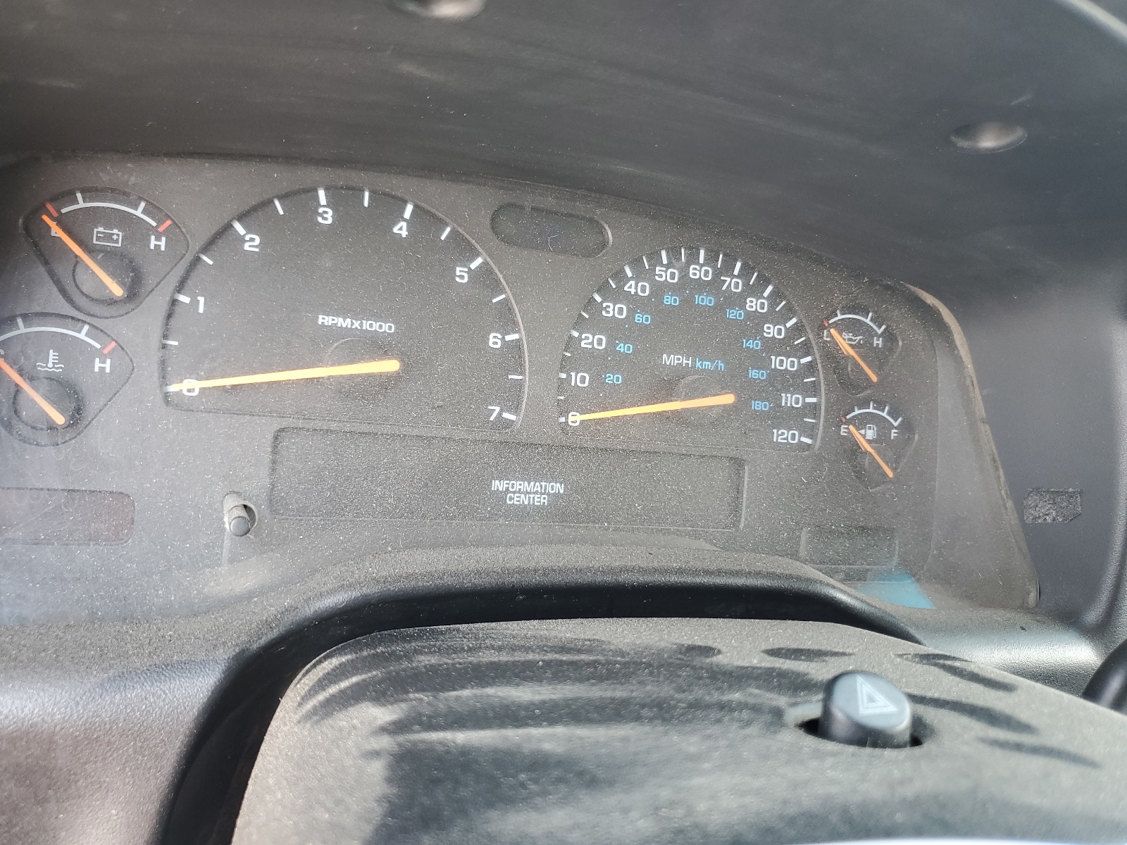 1B7HG2AX61S233683 2001 Dodge Dakota Quad