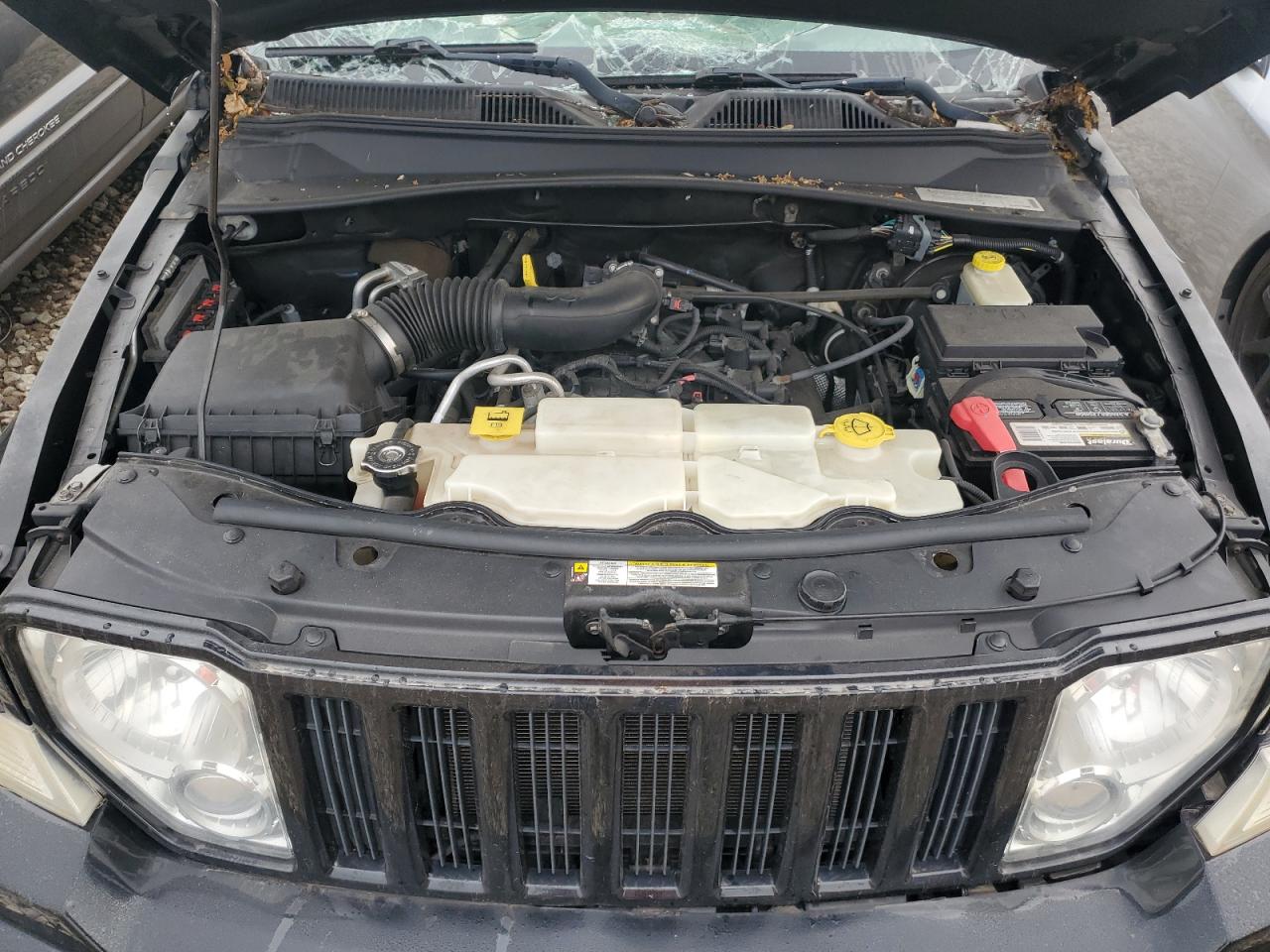 2009 Jeep Liberty (North America) - Image 11