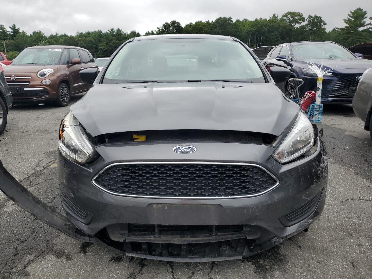 2016 Ford Focus S VIN: 1FADP3E25GL375602 Lot: 64226654