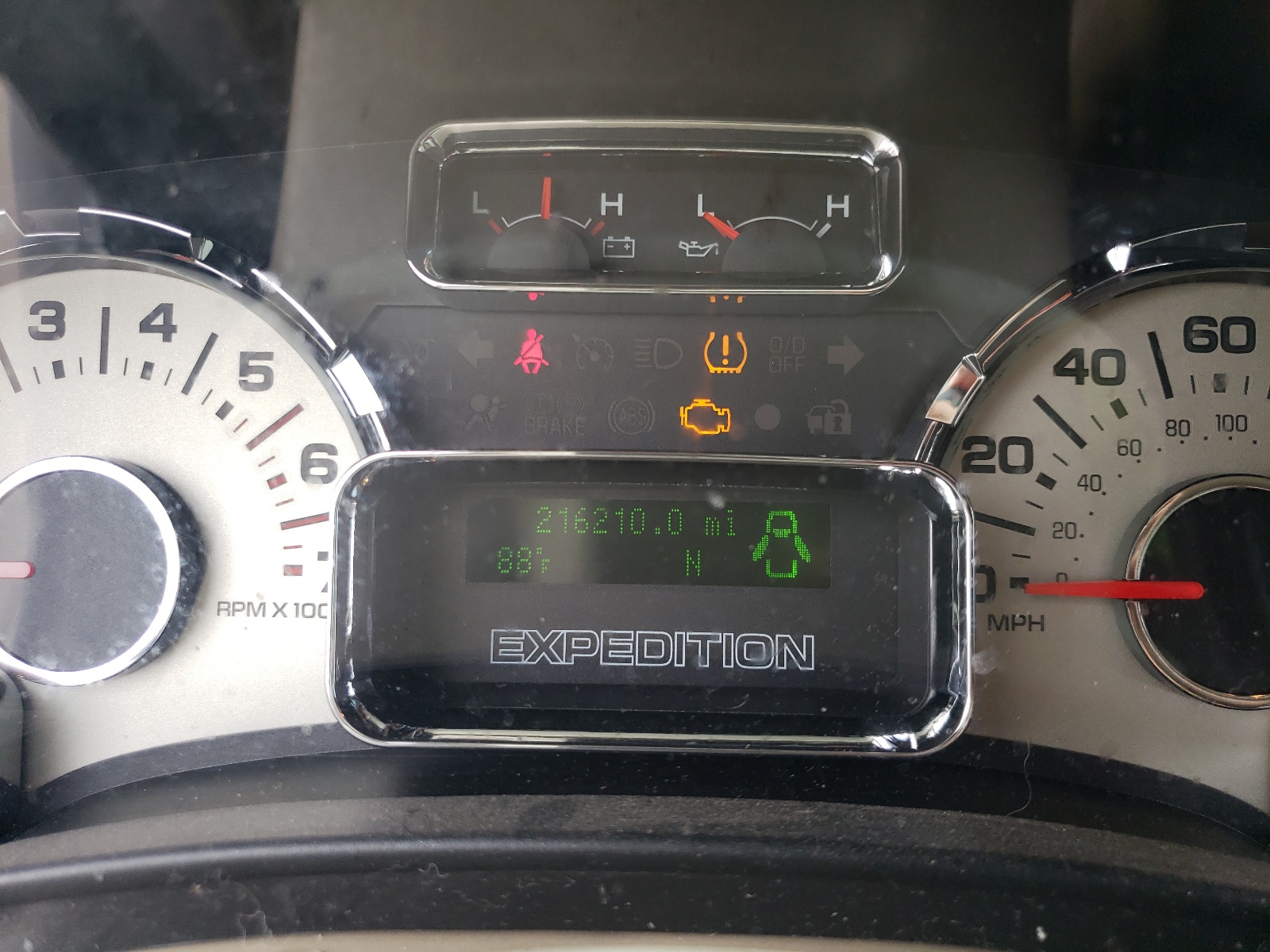 1FMFU15568LA33759 2008 Ford Expedition Xlt