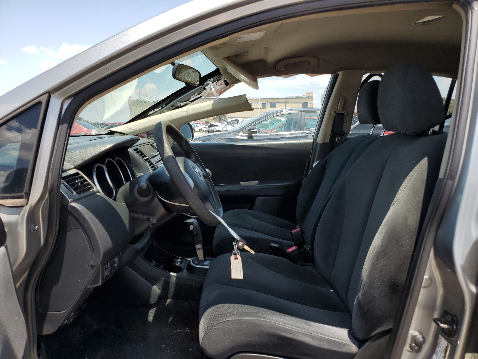 3N1BC1CP0BL517497 2011 Nissan Versa S