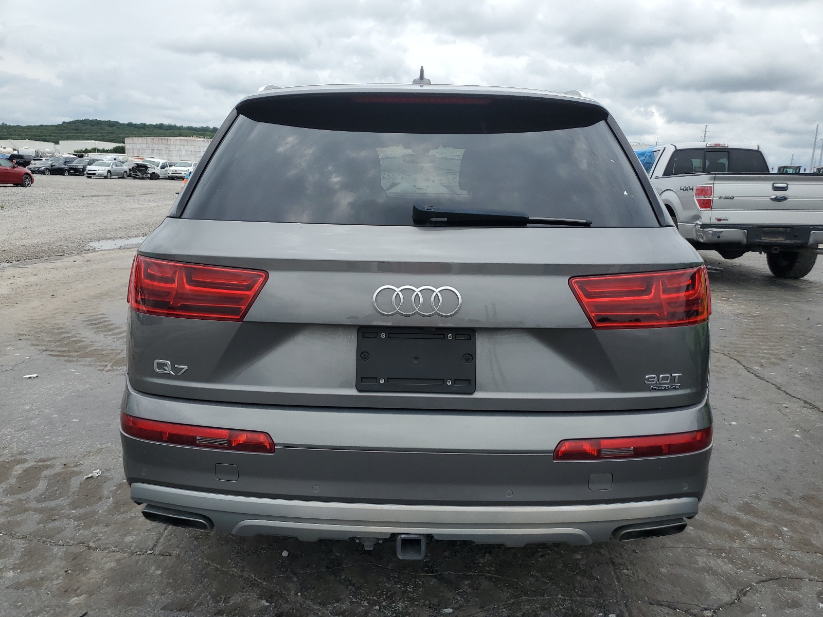 2017 Audi Q7 Prestige vin: WA1VAAF71HD046285