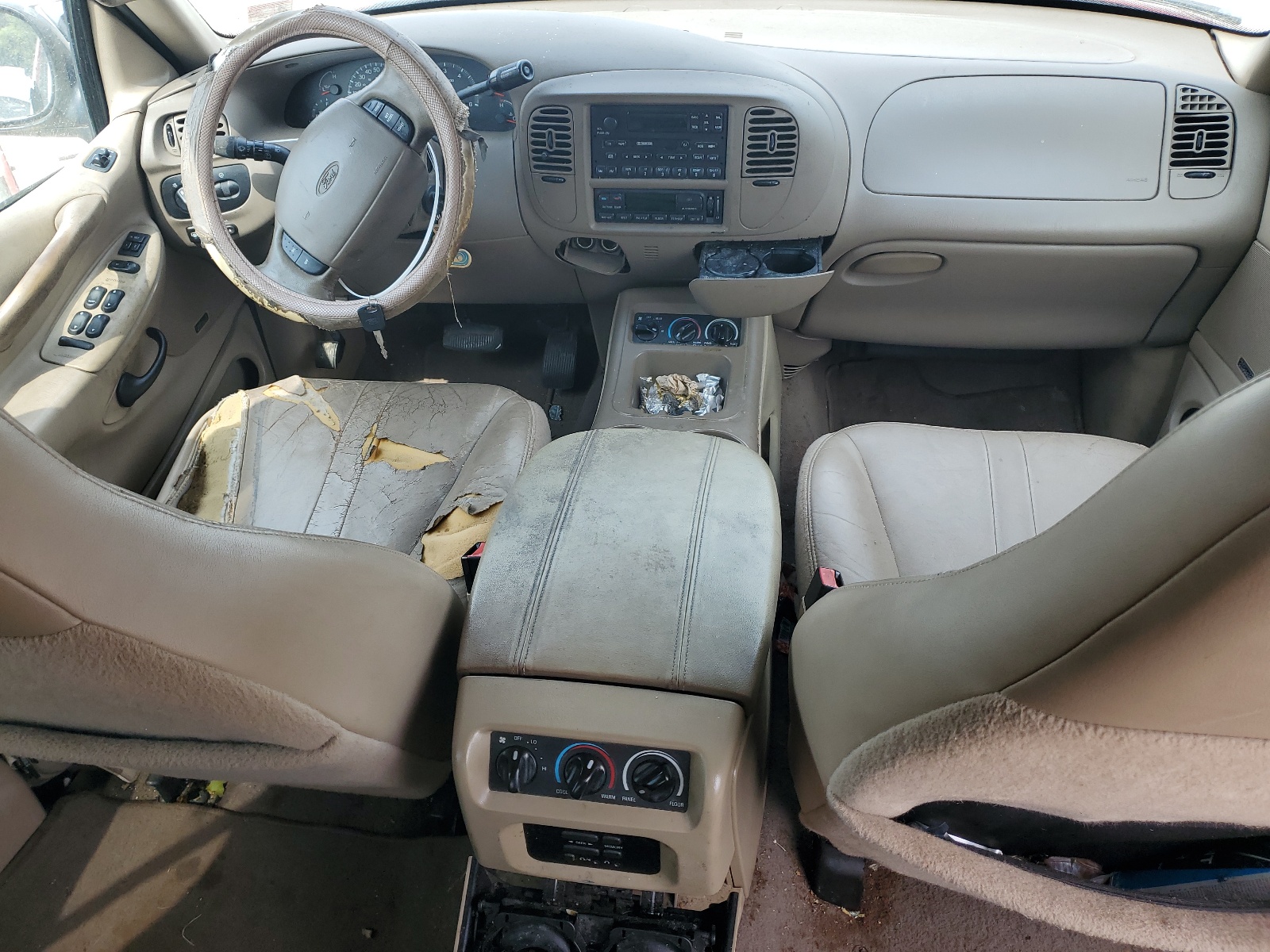 1FMRU17L11LA23204 2001 Ford Expedition Eddie Bauer