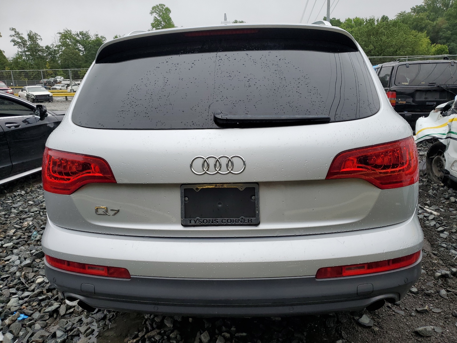 WA1CGBFE8BD010336 2011 Audi Q7 Premium