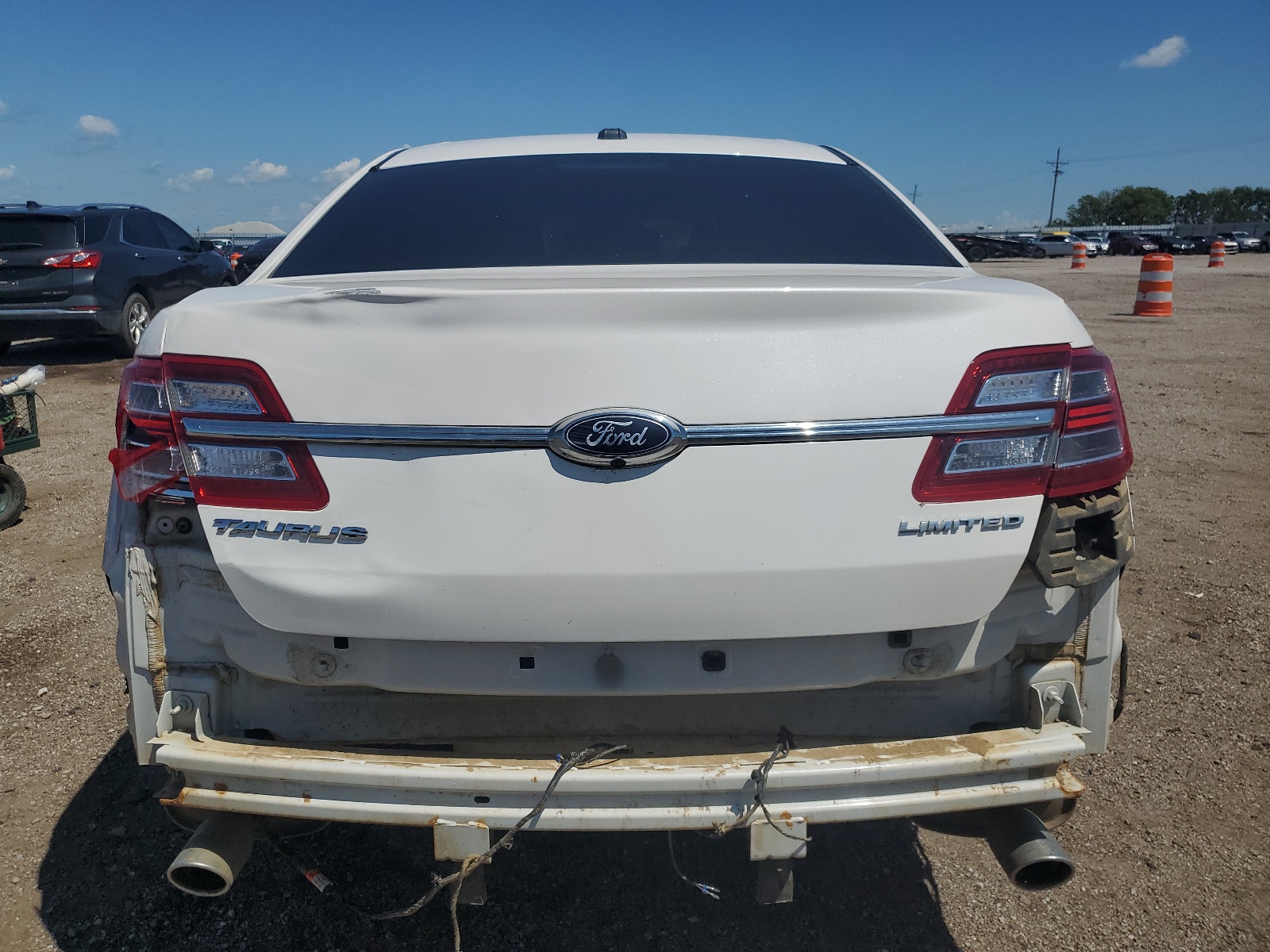1FAHP2F87JG129519 2018 Ford Taurus Limited