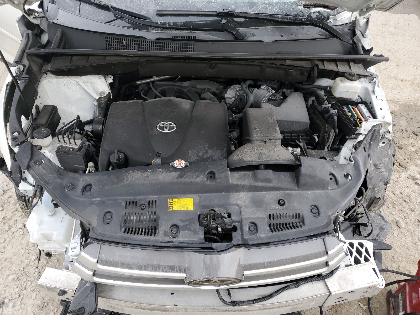 5TDJZRFH3KS589153 2019 Toyota Highlander Se