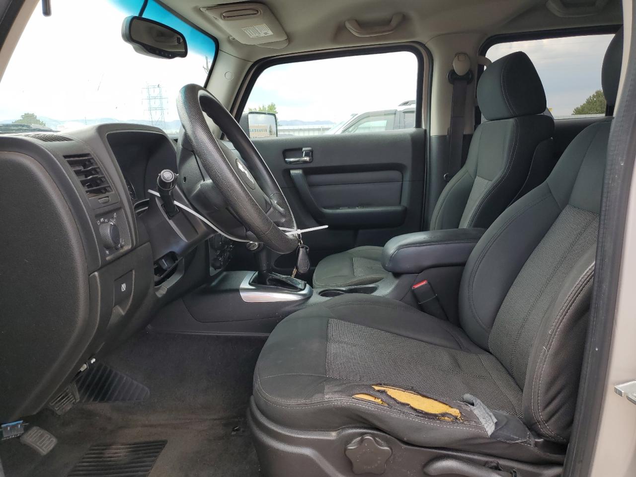 2006 Hummer H3 VIN: 5GTDN136468106432 Lot: 63431314