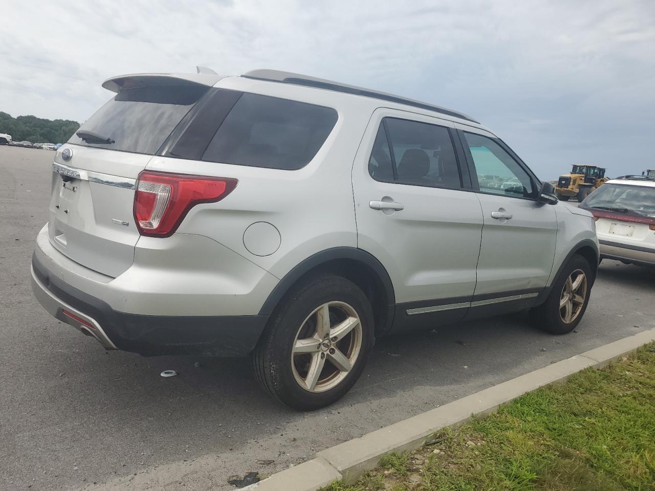 2016 Ford Explorer Xlt VIN: 1FM5K8DH5GGD18384 Lot: 62876714