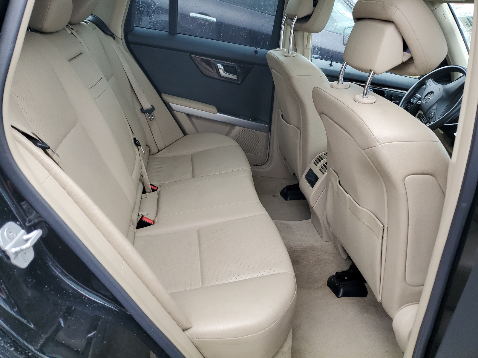 WDCGG5GB6BF537013 2011 Mercedes-Benz Glk 350