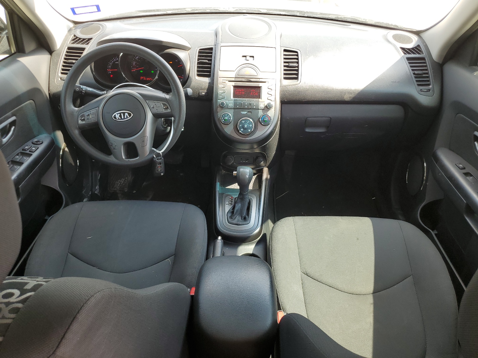 KNDJT2A2XB7234812 2011 Kia Soul +