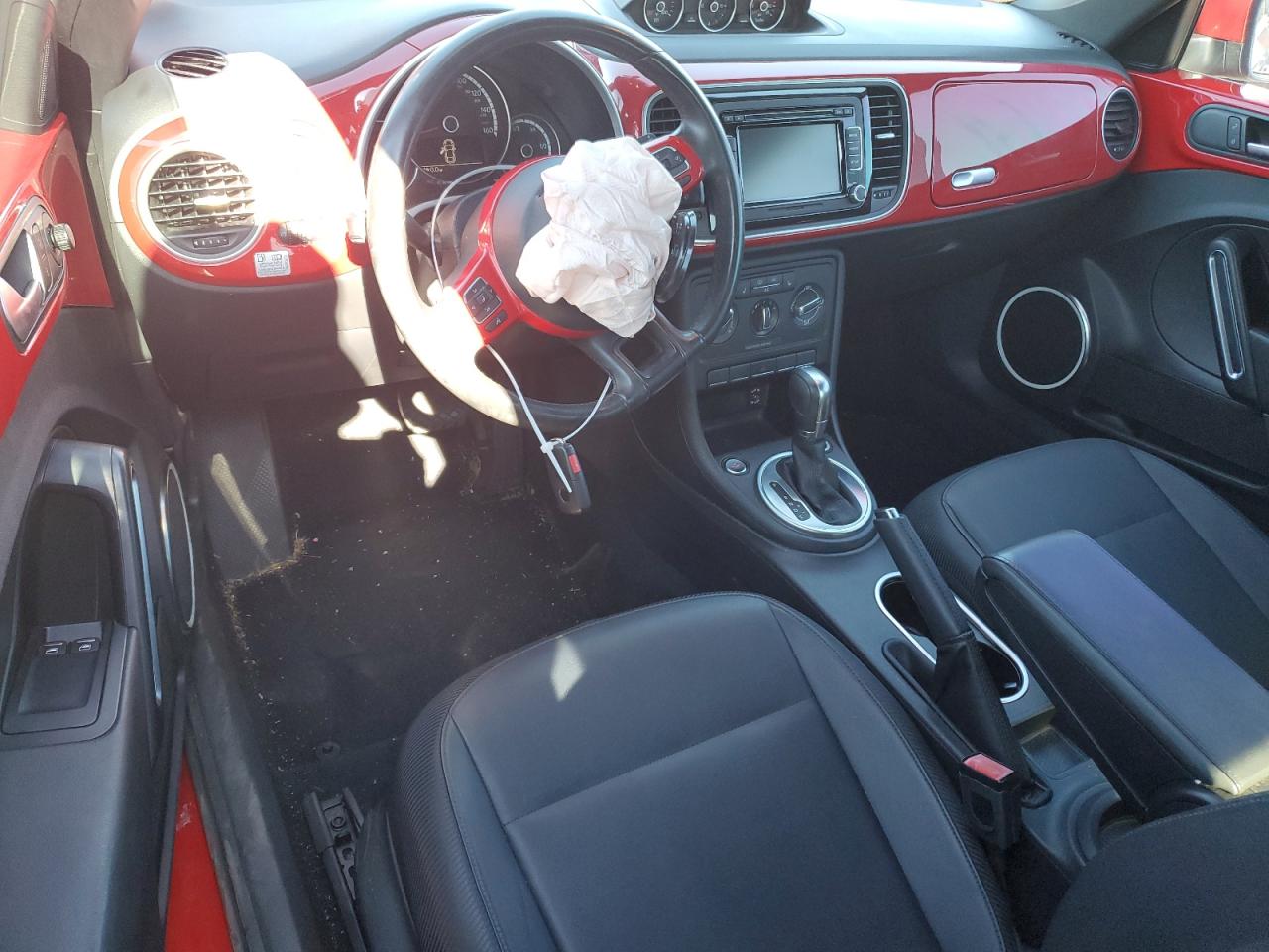 2014 Volkswagen Beetle VIN: 3VWJL7ATXEM660030 Lot: 61340404