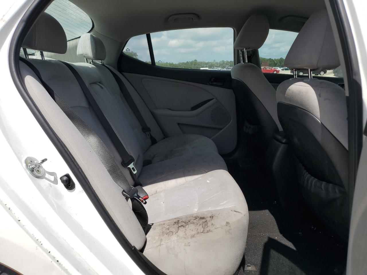 2014 Kia Optima Lx VIN: 5XXGM4A74EG321437 Lot: 63933684