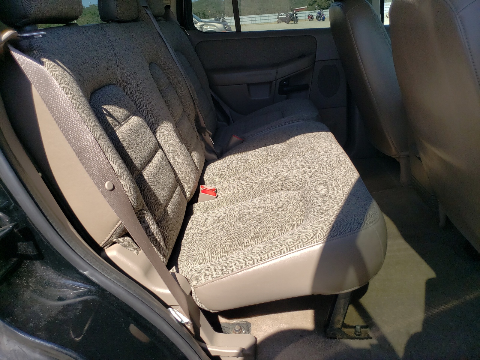 1FMZU62K94UB50664 2004 Ford Explorer Xls