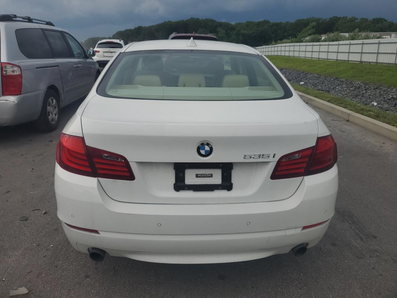 2012 BMW 535 Xi VIN: WBAFU7C51CDU62172 Lot: 64502264