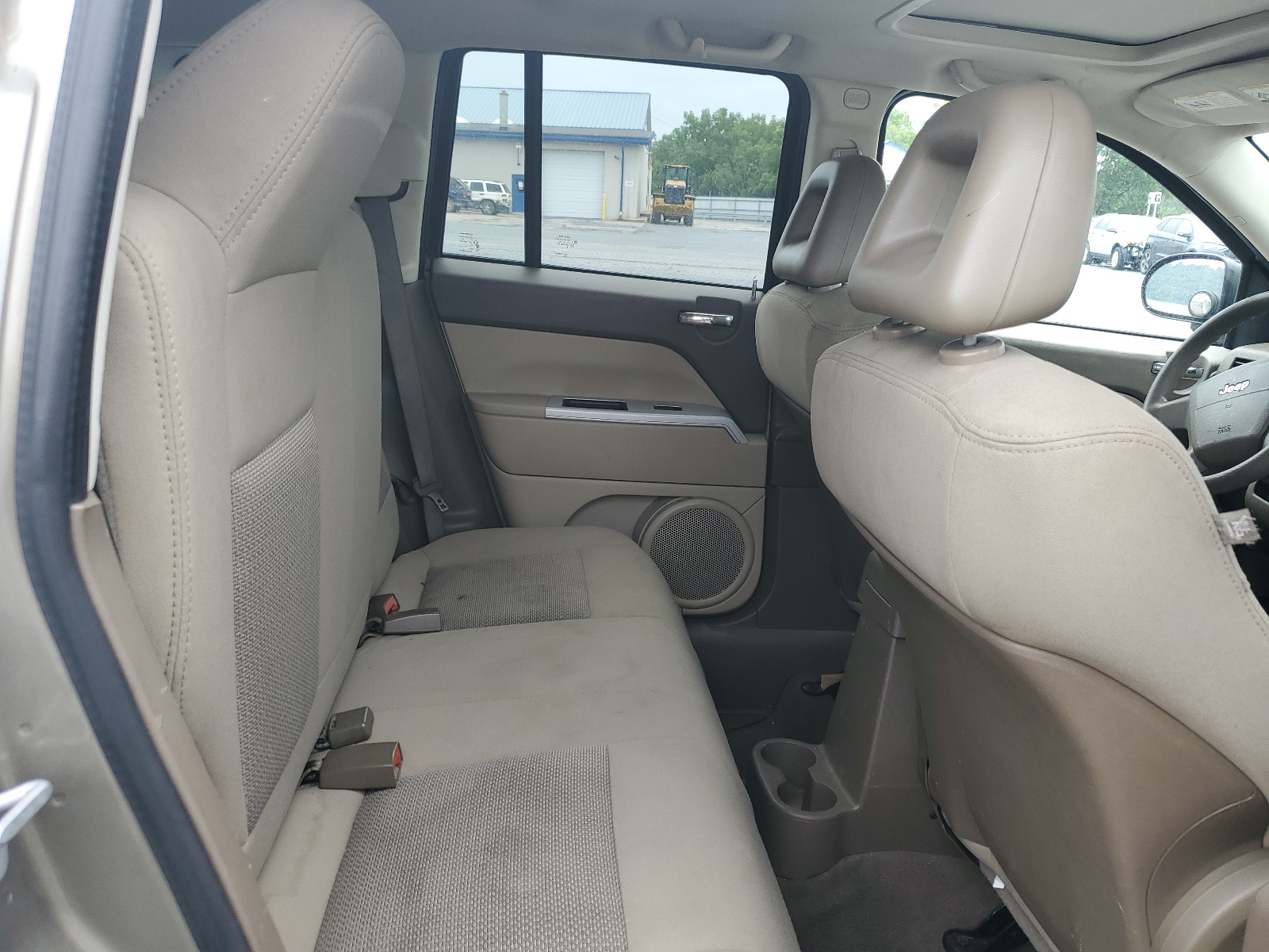 1J8FF47W18D704439 2008 Jeep Compass Sport