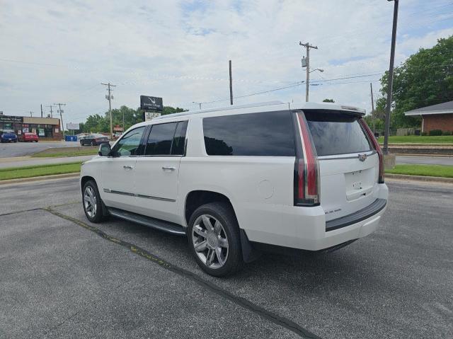 Паркетники CADILLAC ESCALADE 2016 Білий