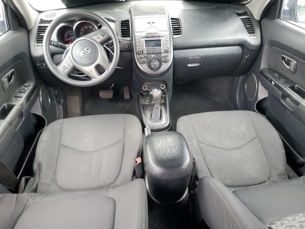 2011 Kia Soul + VIN: KNDJT2A2XB7255983 Lot: 62958184