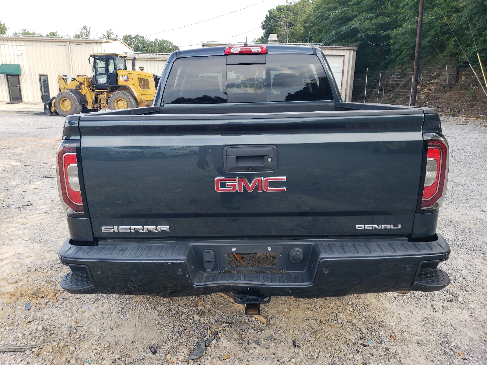 3GTU2PEJ2JG183890 2018 GMC Sierra K1500 Denali