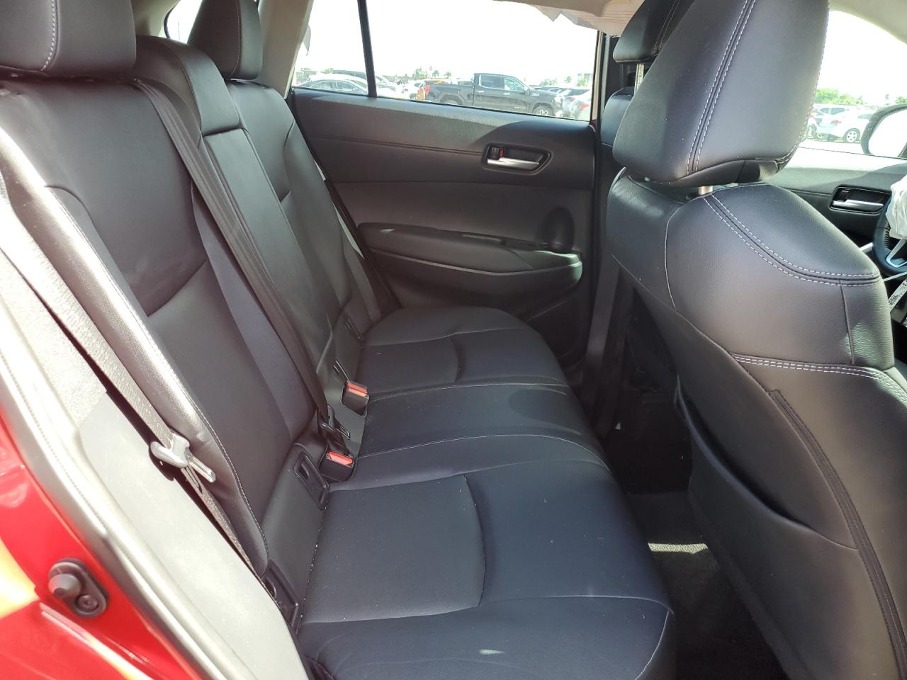 7MUDAABG5NV035822 2022 Toyota Corolla Cross Xle