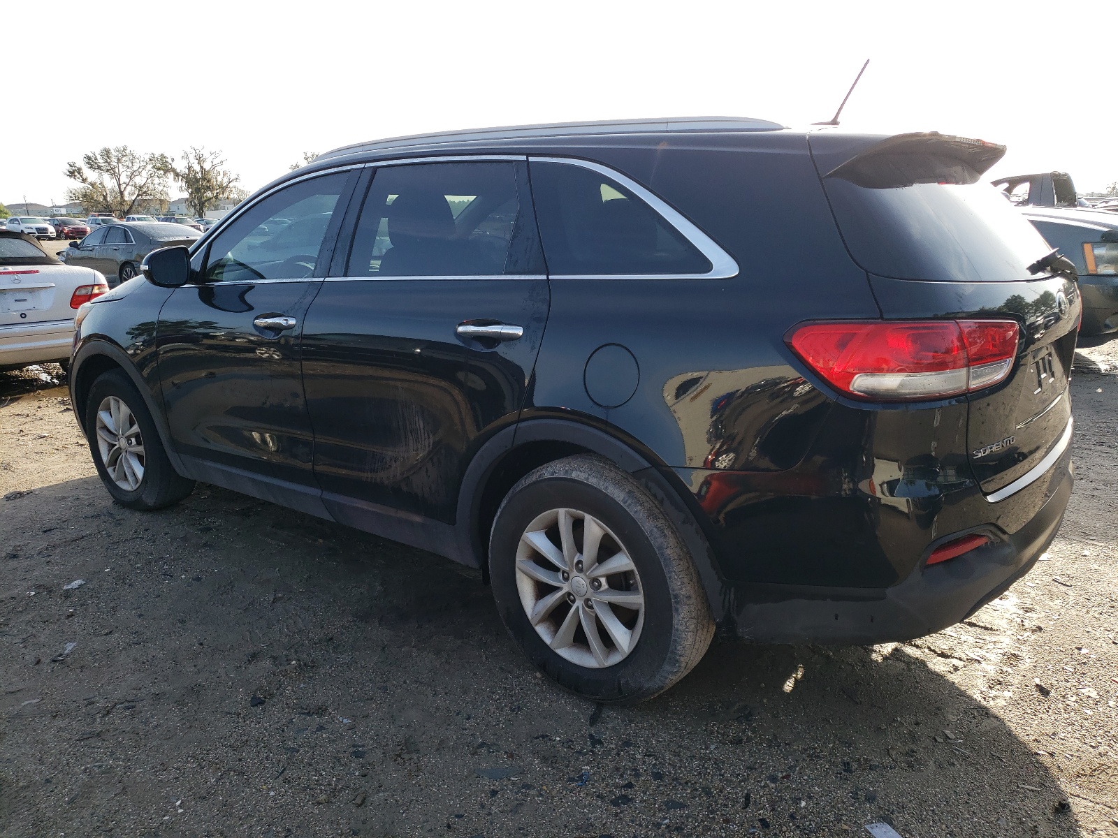 2017 Kia Sorento Lx vin: 5XYPG4A33HG283882