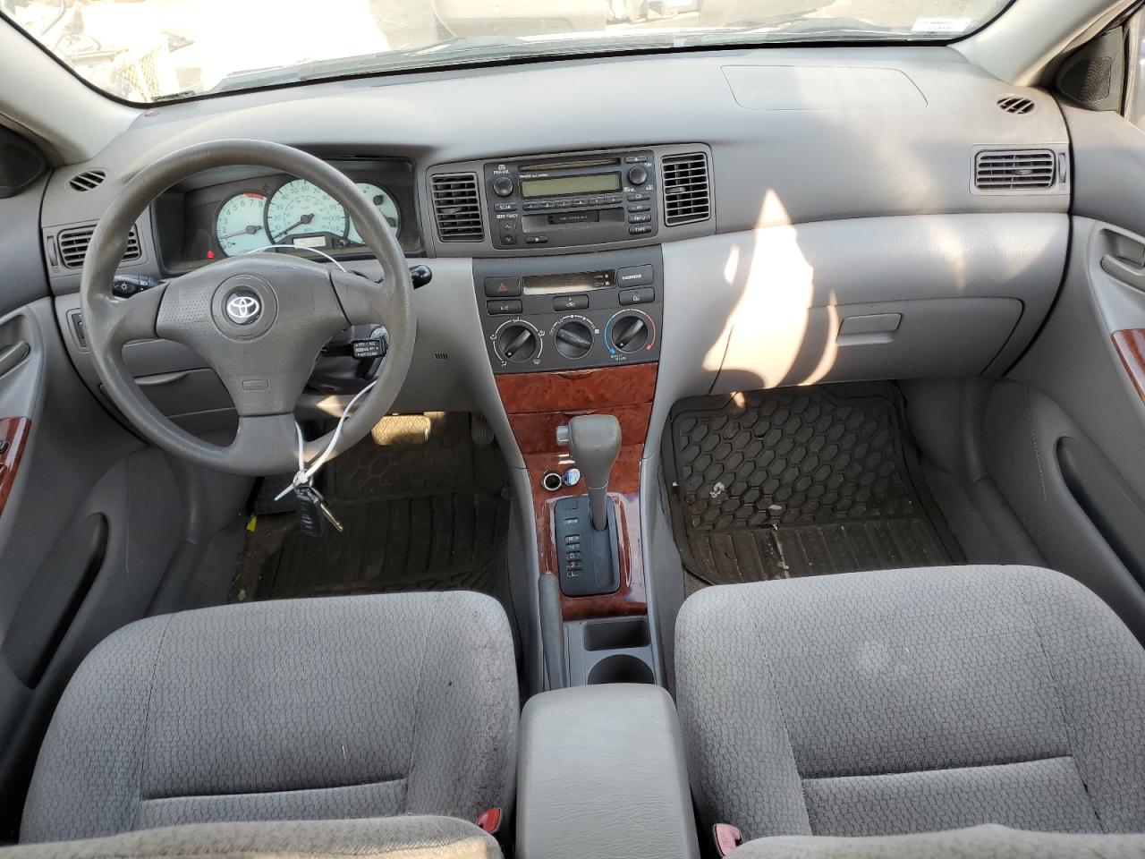 2004 Toyota Corolla Ce VIN: 2T1BR32EX4C258093 Lot: 64712124