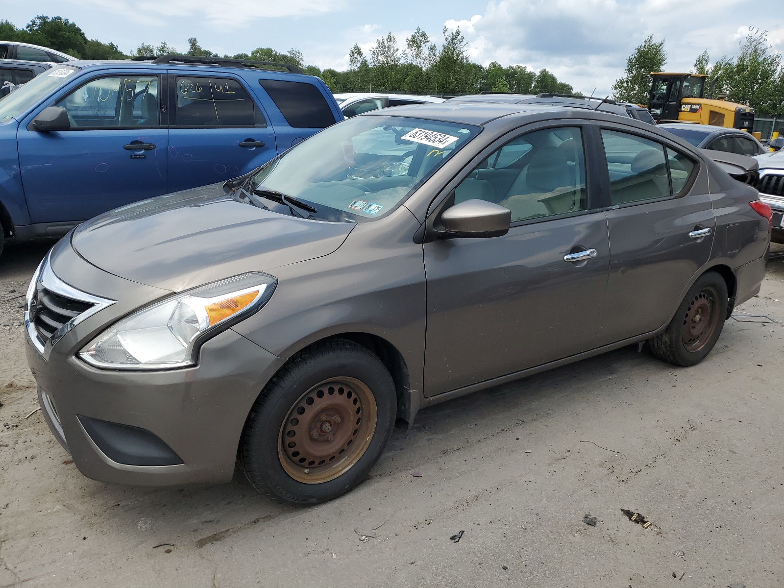 2015 Nissan Versa S vin: 3N1CN7AP5FL825081