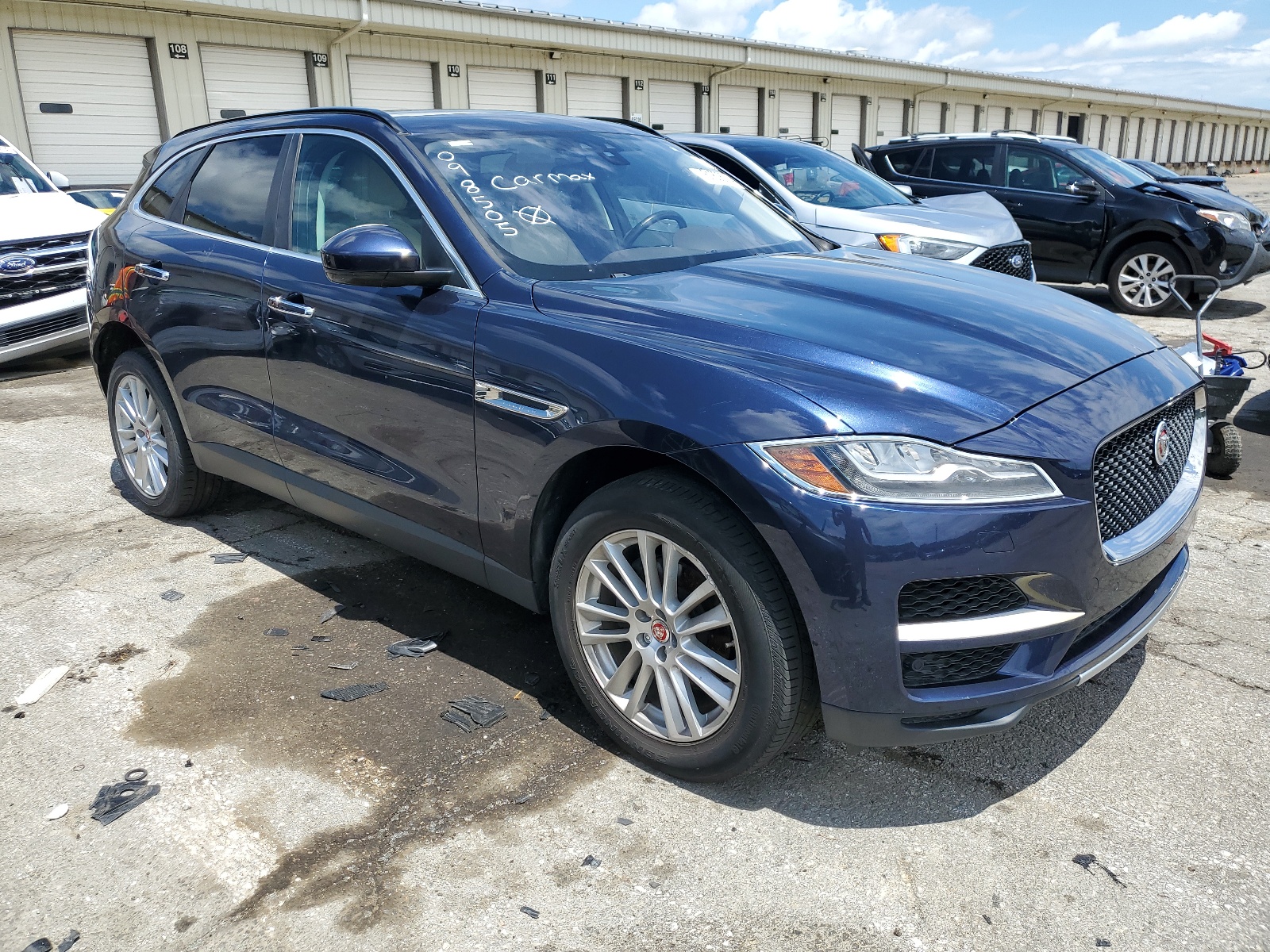 2017 Jaguar F-Pace Prestige vin: SADCK2BN4HA098505