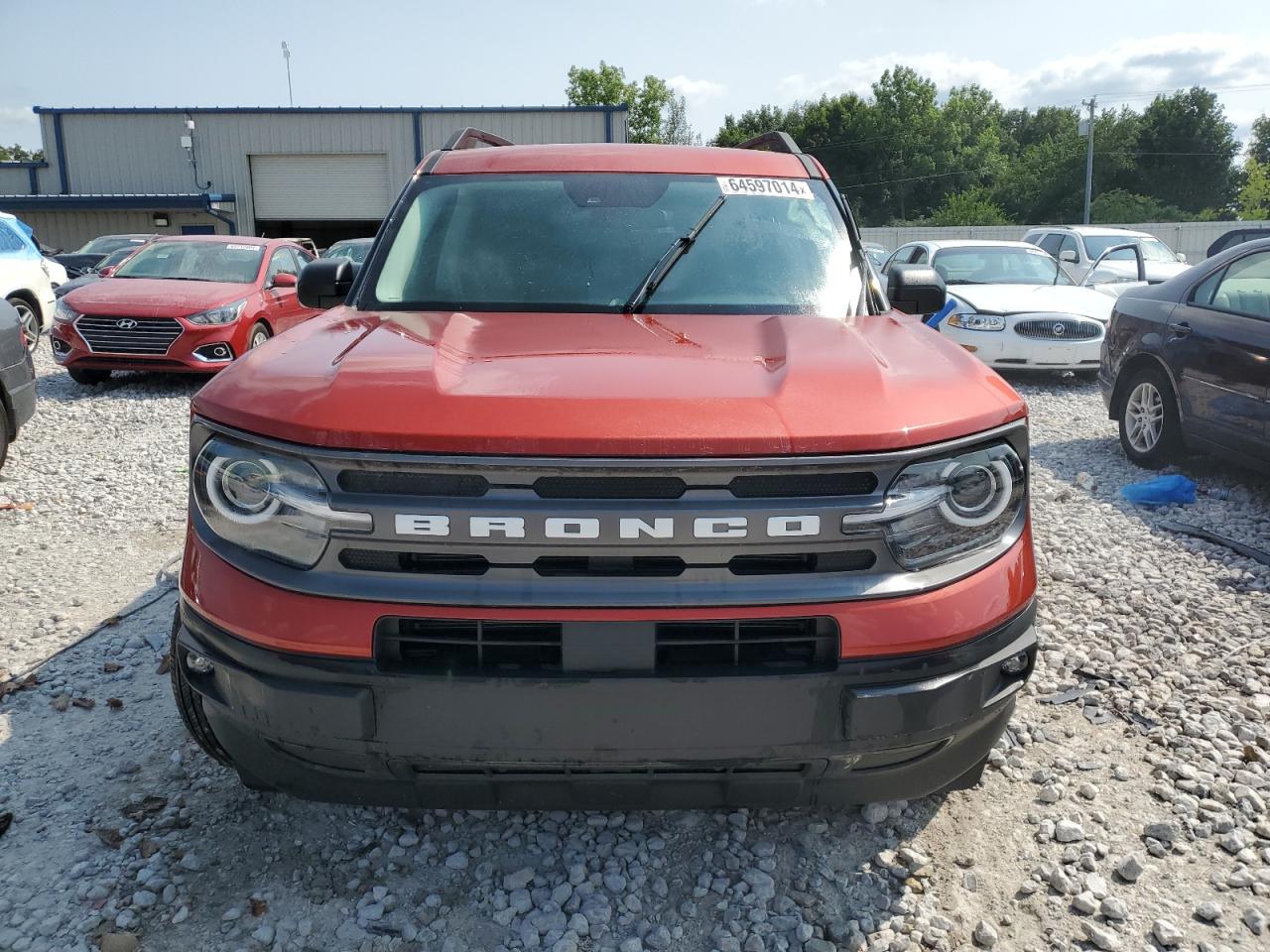 2022 Ford Bronco - Image 5