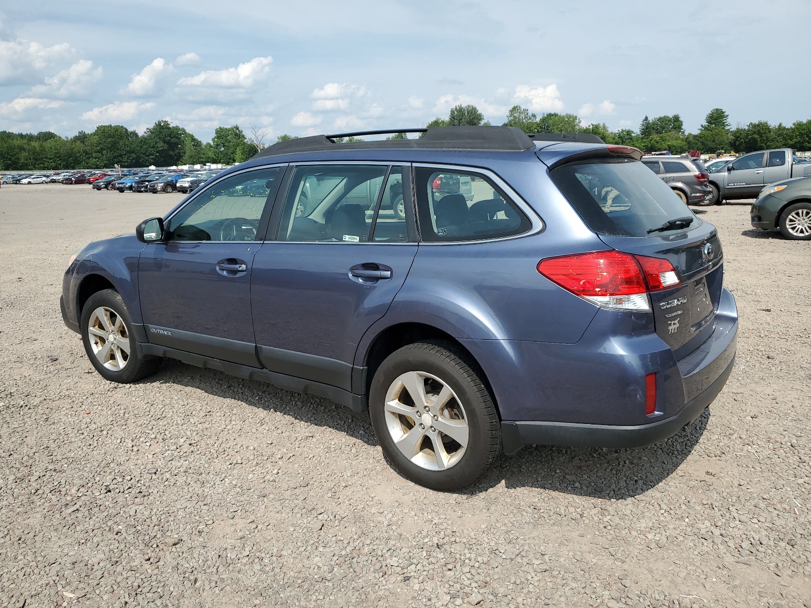 2014 Subaru Outback 2.5I vin: 4S4BRBAC5E3307099