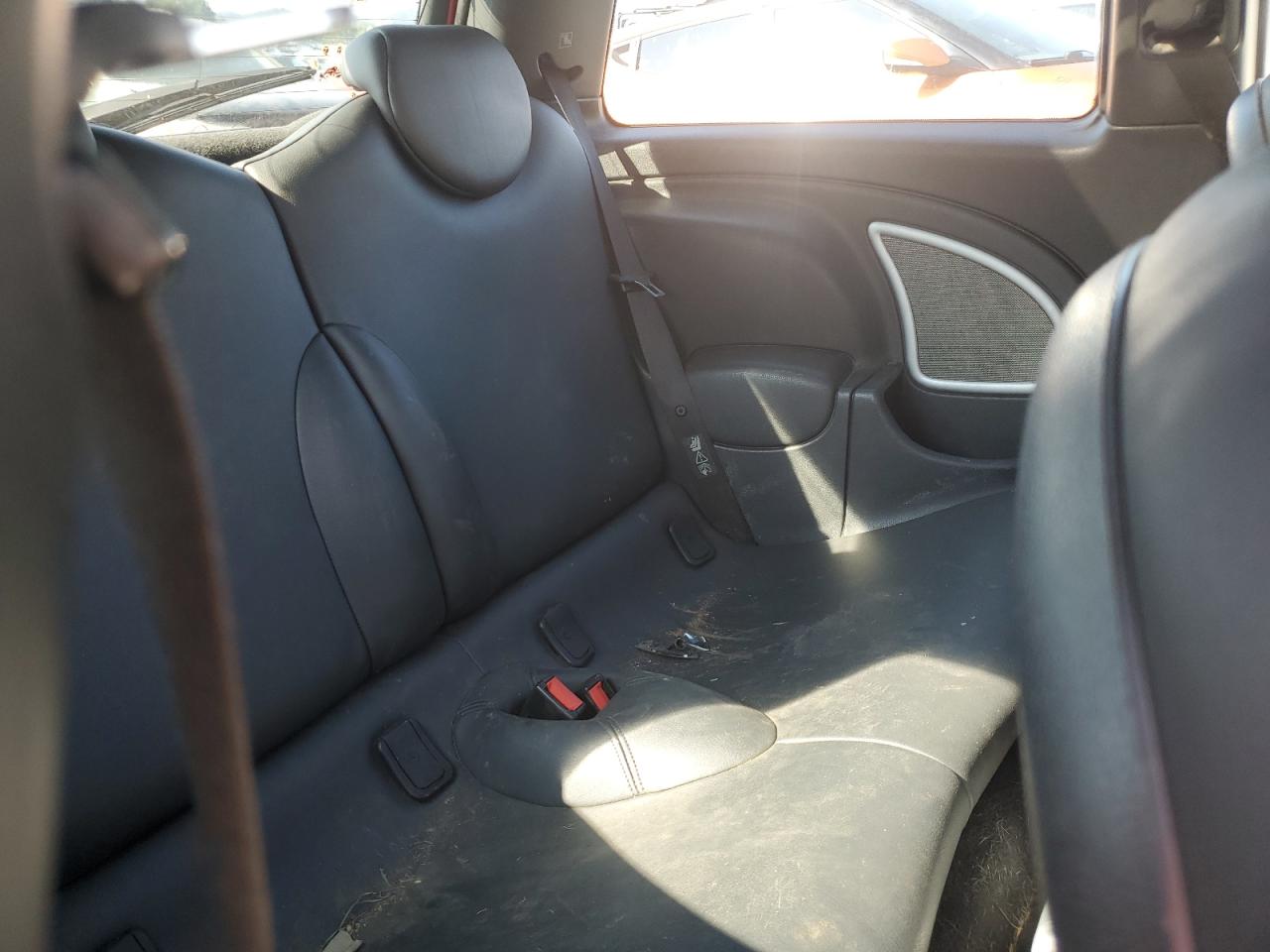 2006 Mini Cooper S VIN: WMWRE33576TJ38074 Lot: 61890824