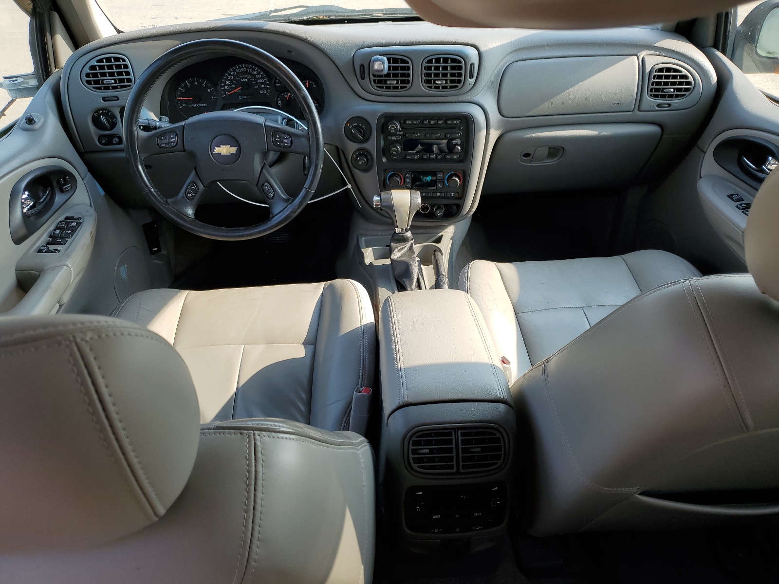 1GNDT13S852373253 2005 Chevrolet Trailblazer Ls