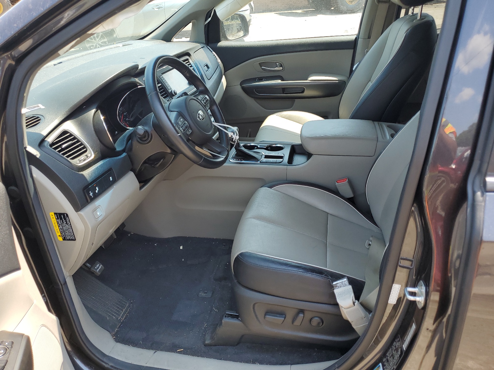 KNDMB5C12K6539197 2019 Kia Sedona Lx